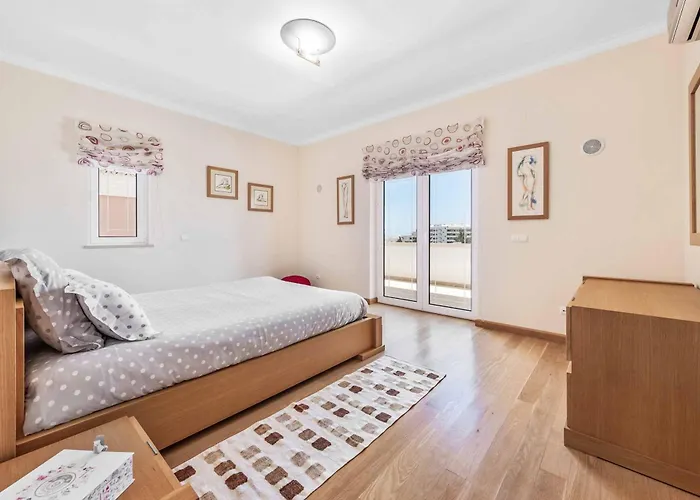 Sunflower 빌라 알부페이라