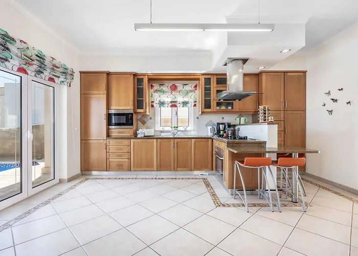 Villa Sunflower Albufeira